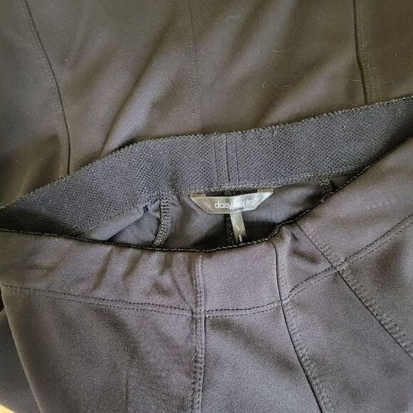 Daisy Fuentes Stretch Slim Slit Back Pencil Mini Skirt Black Size Small - Picture 4 of 9